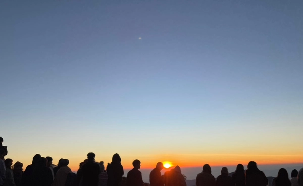 เช้านี้ดอยอินทนนท์  อุณหภูมิ 7 องศาฯ  เกิด“เหมยขาบ” 6 วันติด   