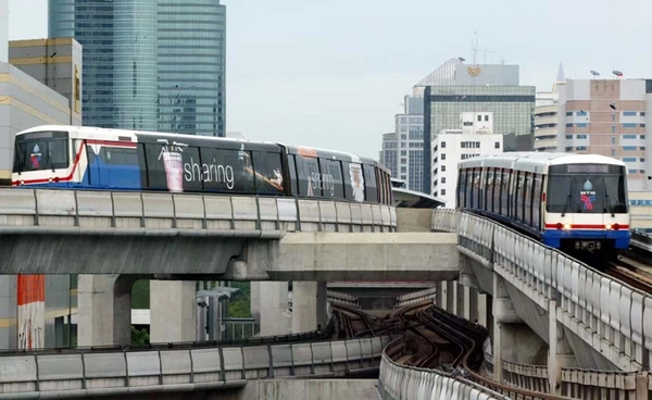 รถไฟฟ้าคึกคัก ปชช.คนกว่า 1.23 ล้านคนแห่ใช้ช่วงวันหยุดยาว 