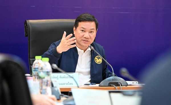 ปลัด มท. เร่งรัดฟื้นฟู-ช่วยเหลือชาวหาดใหญ่กว่า 4,755 ล้านบาท