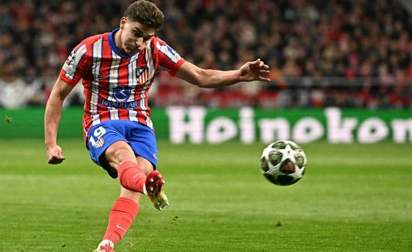 อัลวาเรซ ไม่สนใจข่าวย้ายทีม!  ขอมุ่งมั่นเต็มที่เพื่อ แอตเลติโกฯ