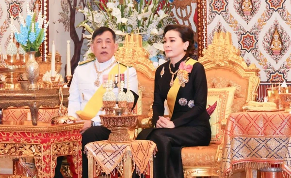 ในหลวง–พระราชินี เสด็จฯ เยือนจีนอย่างเป็นทางการ 13–17 พ.ย.