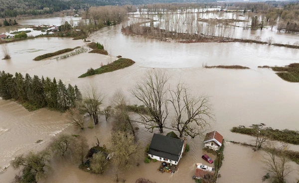 ฝนถล่ม “วอชิงตัน” จากแม่น้ำในบรรยากาศ เสี่ยงอพยพครั้งใหญ่