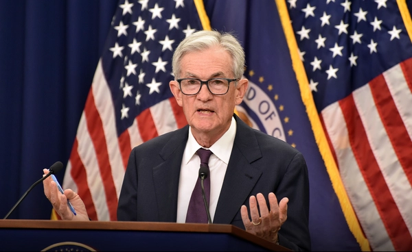 “พาวเวล” ชี้หั่นดอกเบี้ย บริหารเสี่ยงเศรษฐกิจ เตือนเงินเฟ้อยาวถึงปี 2569 ส่งสัญญาณลดอีก 2 ครั้งปีนี้