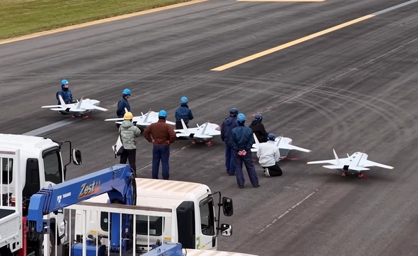 ญี่ปุ่นทดสอบฝูงบินไร้คนขับตั้งเป้าสนับสนุนการรบเตรียมต่อยอดนำ AI เข้ามาช่วยปฏิบัติการ