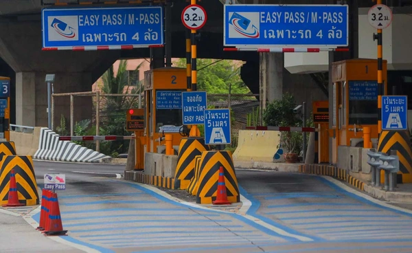 วันหยุด 5 ธันวาคม 2568 วันพ่อแห่งชาติ ขึ้นทางด่วนฟรี 3 สายทาง รวม 63 ด่าน