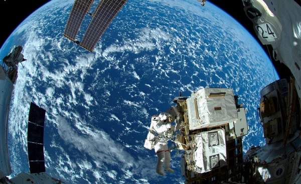 “เทคโนโลยีอวกาศ”  ช่วยโลกสู้กับ Climate Change   