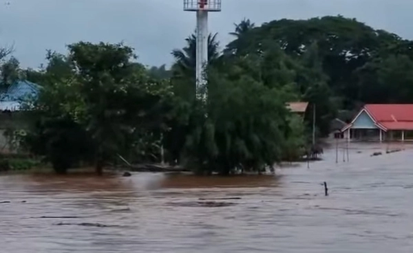 ปภ. กดหอเตือนภัย แจ้งเตือน "แม่น้ำน่าน" ล้นตลิ่ง