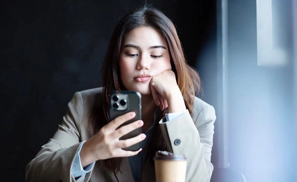 คดีหลอกลวงซื้อ - ขายออนไลน์ พบผู้หญิงวัยทำงานตกเป็นเหยื่อ 64%