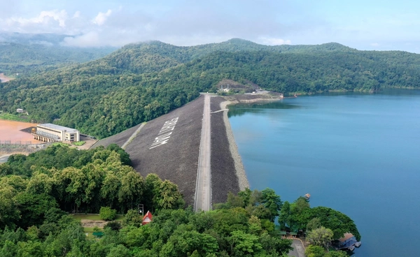 2 เขื่อนใหญ่ แจ้งปรับลดการระบายน้ำ ลดภาระลุ่มเจ้าพระยา