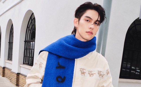 “ไบร์ท วชิรวิชญ์” บินกลับมาทำดี ใจใหญ่ทุ่มเงินล้านช่วยน้ำท่วม