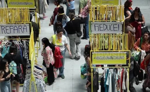 ชิลีจัดงาน “แลกเปลี่ยนเสื้อผ้า”  ครั้งใหญ่ทุบสถิติโลก   จุดประกายแฟชั่นยั่งยืน