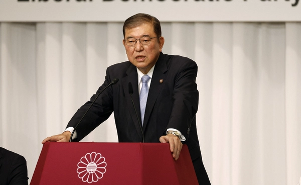 นายกรัฐมนตรีญี่ปุ่นประกาศลาออก ลดความขัดแย้งในพรรค LDP