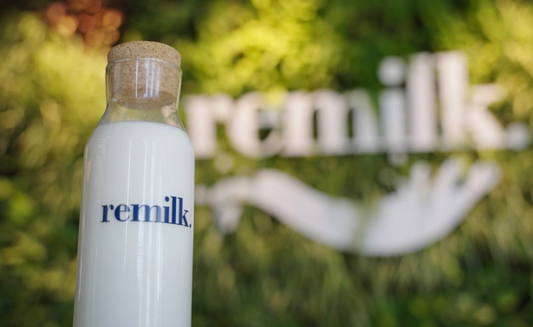 อิสราเอลทำนมแท้ไม่ใช้วัว เคลมรสชาตินัวเท่านมวัวแท้ 100% ขายจริงในร้านอาหาร - คาเฟ่แล้ว