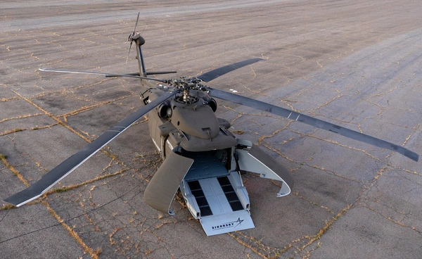 เฮลิคอปเตอร์ Black Hawk แบบใหม่ไร้คนขับจากอเมริกา เคลมขนของเพิ่มขึ้น 25% บินได้เกือบ 3,000 กม.