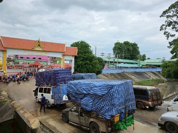 เร่งระบายผลไม้ 3,000 ตัน ลดผลกระทบชายแดนไทย-กัมพูชา 