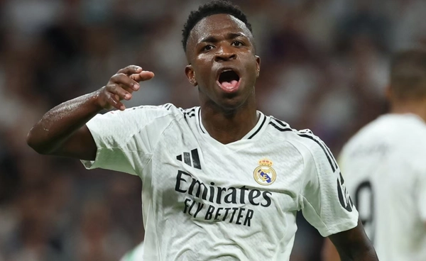 มาดริด ไม่ลงโทษ วินิซิอุส โวยวายที่โดนเปลี่ยนออกศึกเอล กลาซิโก