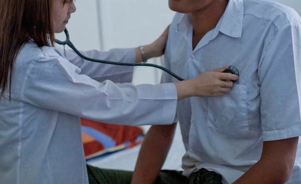 30 บาทรักษาทุกที่!  บริการรถรับ-ส่ง "ผู้ป่วยมะเร็งสิทธิบัตรทอง" ทั่วประเทศฟรี