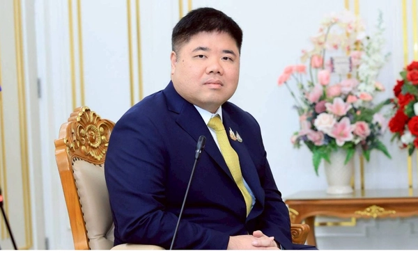 "พงศ์กวิน" เตือนแรงงานระวัง "เพจปลอม" เปิดหางานต่างประเทศ 