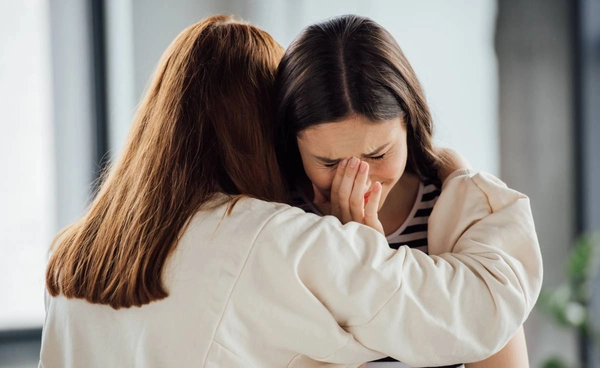 "8 ประโยคฮีลใจ" ที่สามารถนำมาพูดกับ"ผู้ประสบภัย"ที่กำลังตื่นตระหนก