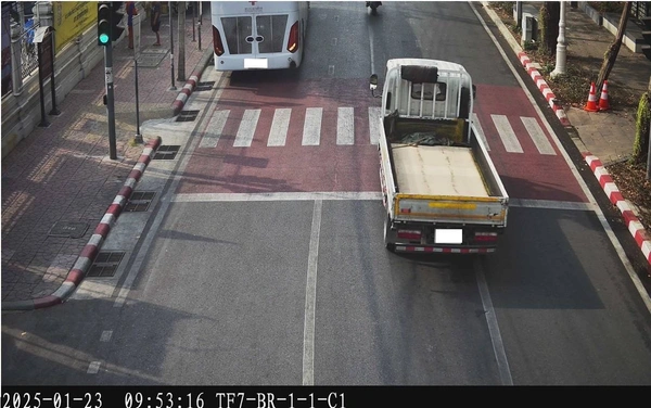 ลงดาบรถนอกบัญชีสีเขียว 465 คัน ฝ่าฝืนเข้าพื้นที่เขตมลพิษต่ำ