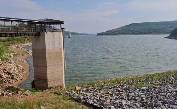 “ลำตะคอง” ส่อวิกฤต  ฝนไม่ตกลงเขื่อน เหลือน้ำใช้ร้อยละ 20