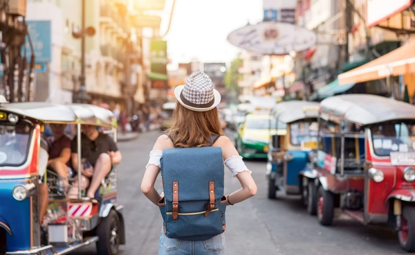 ท่องเที่ยวช่วงหยุดยาววันพ่อ 2568 คาดเงินสะพัดกว่า 10,000 ล้าน - กทม. เมืองยอดนิยม