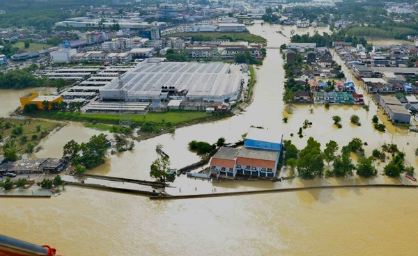 น้ำท่วมใต้ล่าสุด! ปภ.สรุปสถานการณ์ประสบภัย 9 จังหวัด กระทบ 1.2 ล้านครัวเรือน