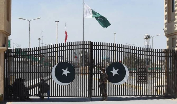 ด่านชายแดนอิหร่าน-ปากีสถานปิดแล้ว 6 วันติด