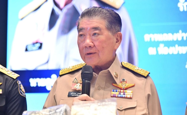 “ภูมิธรรม” ย้ำทุกภาคส่วนปฏิบัติการกวาดล้างยาเสพติดเข้มข้นต่อเนื่อง