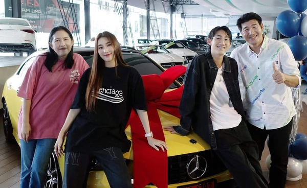 วันเกิดน้องชาย เบสท์ คำสิงห์ ถอยรถหรูให้เป็นของขวัญ พร้อมฝากข้อความถึงตัวเอง