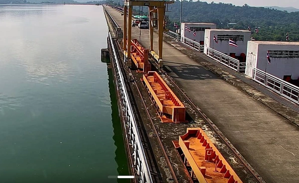 ชลประทานยืนยัน “เขื่อนขุนด่านปราการชล”  มั่นคงแข็งแรง น้ำไม่ล้นเขื่อน