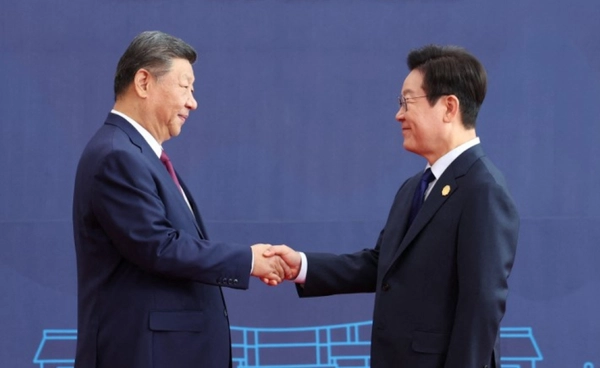 ประธานาธิบดีเกาหลีใต้ต้อนรับสีจิ้นผิง เปิดฉากประชุมเอเปควันแรก