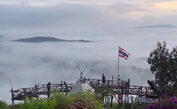 ชมทะเลหมอก “ภูค้อ”   สัมผัสอากาศ 18 องศาฯ