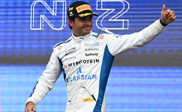 ประวัติ คาร์ลอส ไซน์ซ กลับมามั่นใจอีกครั้งภายใต้ทีมวิลเลียมส์ เรซซิ่ง