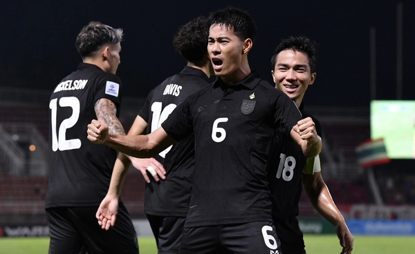 ประวัติ สารัช อยู่เย็น นักเตะผู้ไม่เคยยอมแพ้ กับการคืนทีมชาติไทย ในรอบ 526 วัน