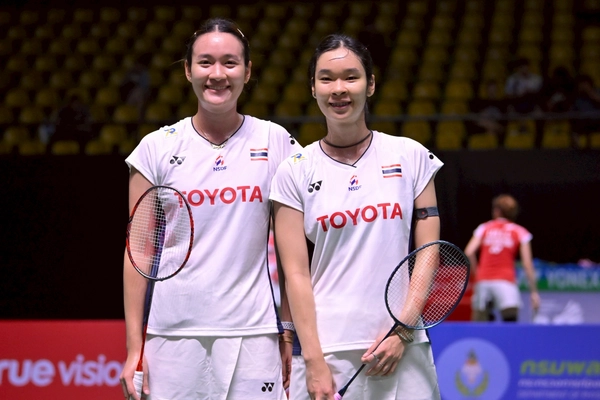 ประวัติ นันทน์กาญจน์ กับ เบญญาภา เอี่ยมสอาด(อันนา-มูนา) ... 2 พี่น้องนักแบดมินตันไทย