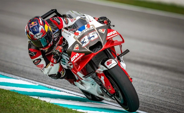 “ก้อง-สมเกียรติ” เก็บแต้ม อเล็กซ์ คว้ารองแชมป์ โมโตจีพี