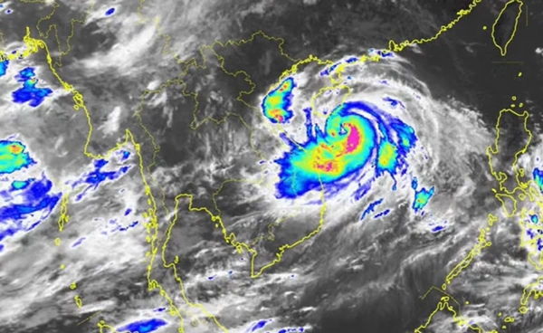 กรมอุตุฯ อัปเดตเส้นทาง “พายุคาจิกิ” เตรียมเข้าไทยช่วงเย็น 26 ส.ค. 68 เตือนฝนตกหนักถึงหนักมาก