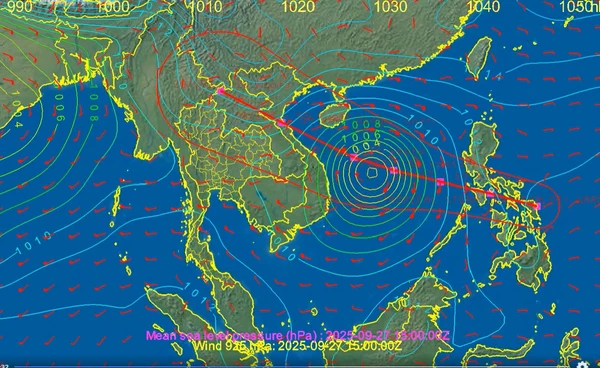 จับตาพายุ “บัวลอย” คาดขึ้นฝั่งเวียดนาม ลุ้นทะลุเข้าถึงไทยหรือไม่?