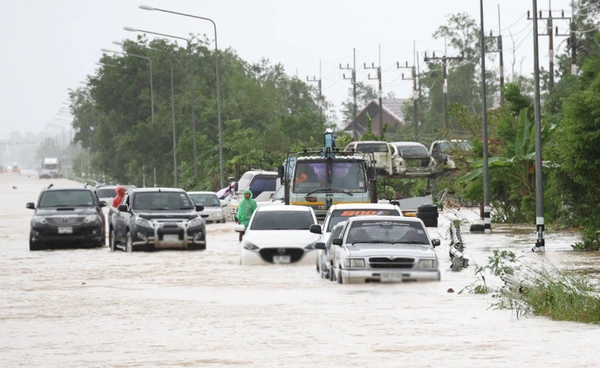 น้ำท่วมหาดใหญ่ 2568 ทำภาคใต้สูญวันละ 1,500 ล้านบาท