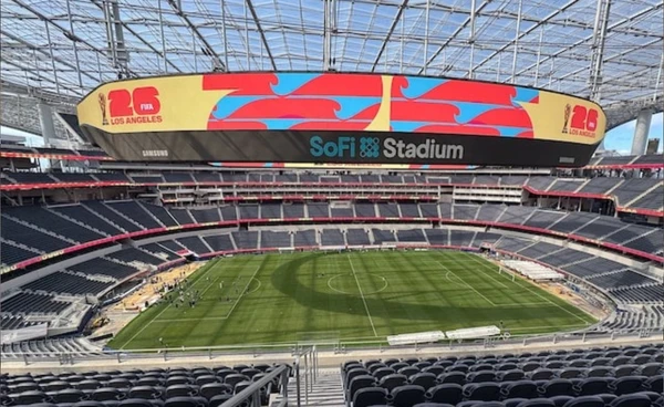 โลกร้อนสะเทือน “บอลโลก” อันตรายต่อนักกีฬา-ผู้ชม ฟีฟ่า ไฟเขียวพักดื่มน้ำระหว่างการแข่ง