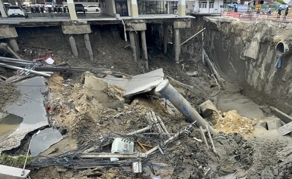 แผนซ่อมถนนสามเสนเดินตามกำหนด คืนผิวจราจร 8 ต.ค.