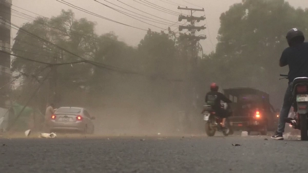 พายุฝุ่น-ฝนฟ้าคะนอง “ปากีสถาน” เสียชีวิต-บาดเจ็บรวมกันกว่า 50 คน     