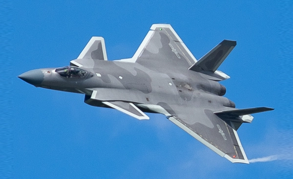 จีนเครมเครื่องบินขับไล่ล่องหน J-20 บินผ่านช่องแคบสึชิมะ เรดาร์ THAAD สหรัฐฯ ตรวจไม่พบ