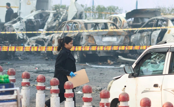 อินเดียยืนยันเหตุรถระเบิดเป็น "การก่อการร้าย" เร่งล่าตัวผู้ก่อเหตุมารับโทษ