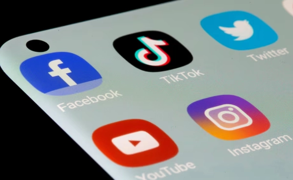 เนปาลสั่งบล็อกโซเชียล ฐานไม่ทำตามกฎทางการ 