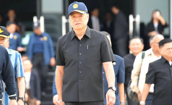 นายกฯ นำคณะลงพื้นที่ภาคใต้ หารือแก้ไขความไม่สงบ ยอมรับสถานการณ์น่าห่วง 