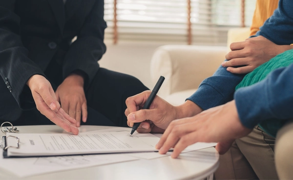  วิกฤตศรัทธาประกันชีวิต ตัวแทน-ตัวท็อป ล้มระบบ เสียหายทะลุ 128 ล้าน