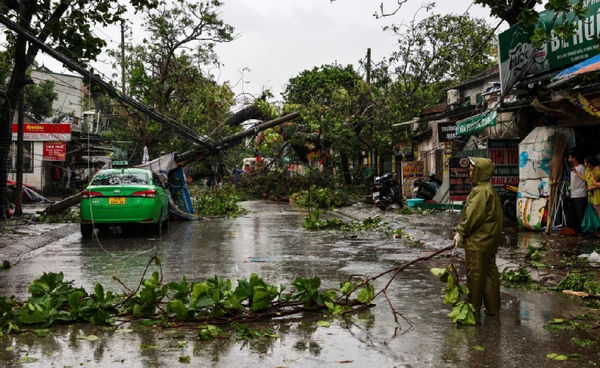 “บัวลอย” แผลงฤทธิ์ ถล่มฟิลิปปินส์-เวียดนามหนัก มีผู้เสียชีวิตกว่า 40 คน