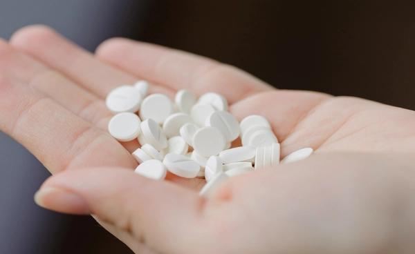 ยาพาราเซตามอล รับประทานอย่างไรให้ดี เมื่อเรามีไข้ ใช้ไม่ถูกอันตรายต่อสุขภาพ